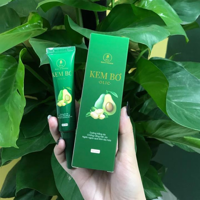 Kem Dưỡng Trắng Bơ Olic
