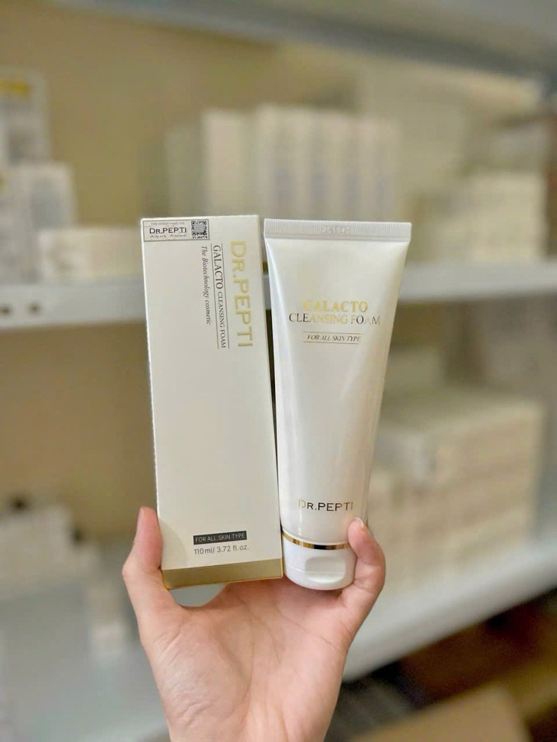 Sữa rửa mặt Dr Pepti Galacto Cleansing Foam